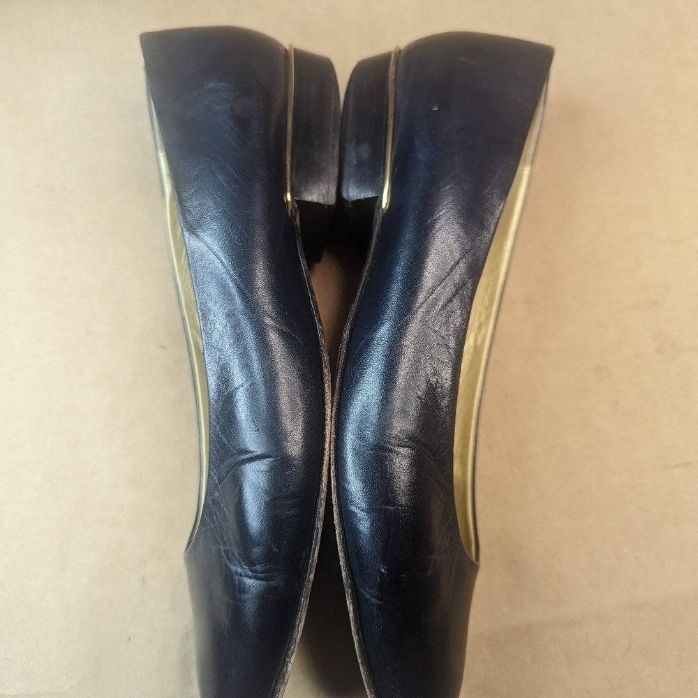 Gucci women's sz 7B black leather classic 1" heel loafer flats.Gucci Gold inter - Picture 7 of 13